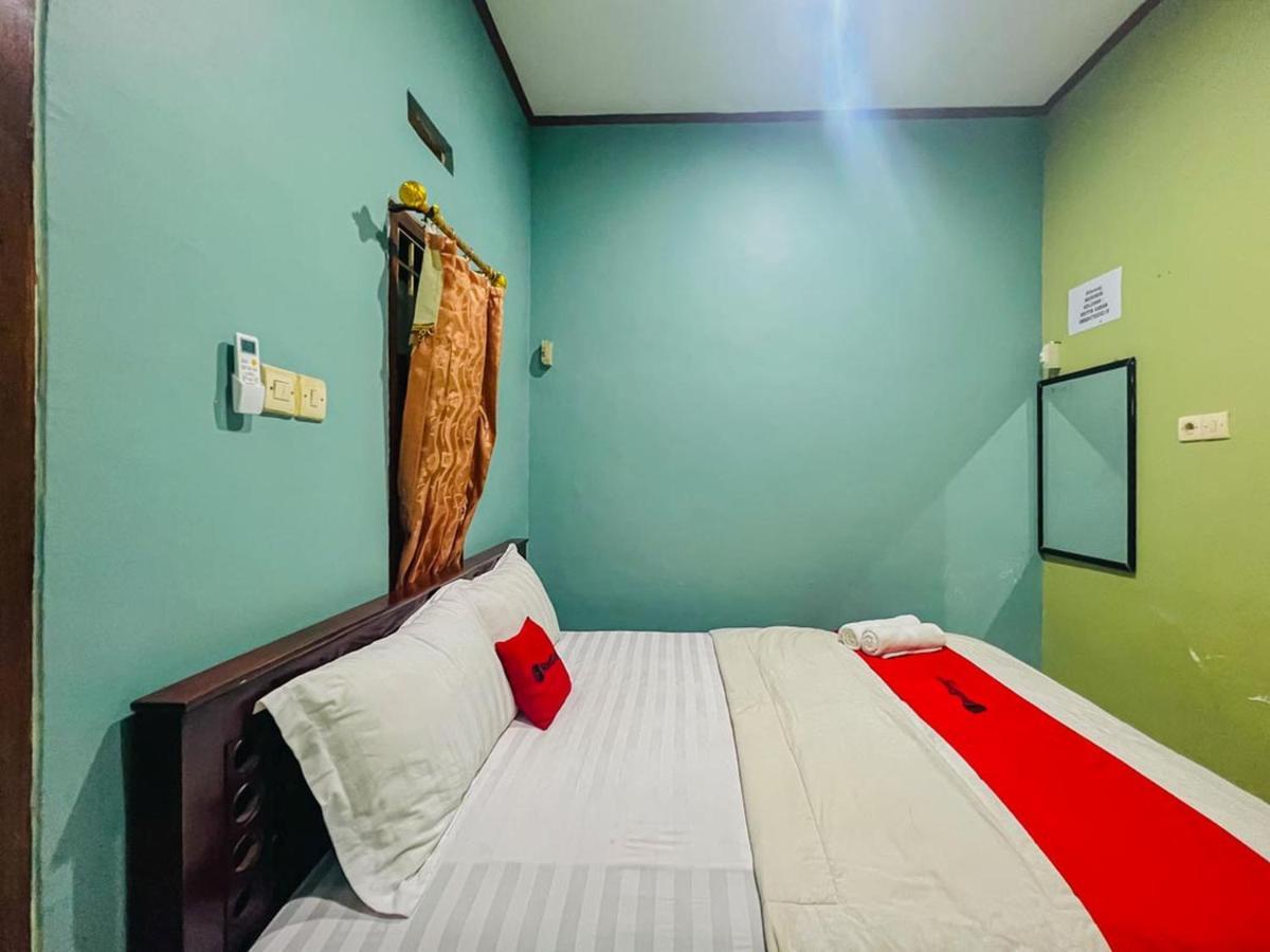 Reddoorz Near Sunrise Mall Mojokerto Exterior foto