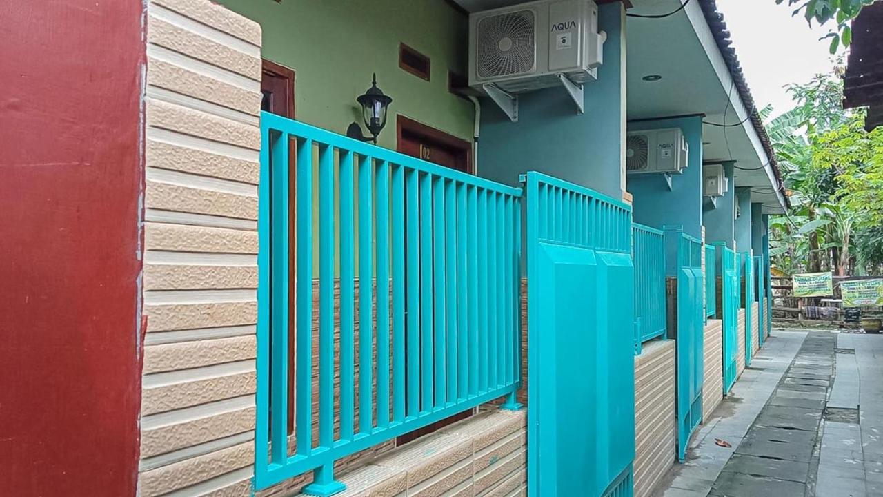 Reddoorz Near Sunrise Mall Mojokerto Exterior foto