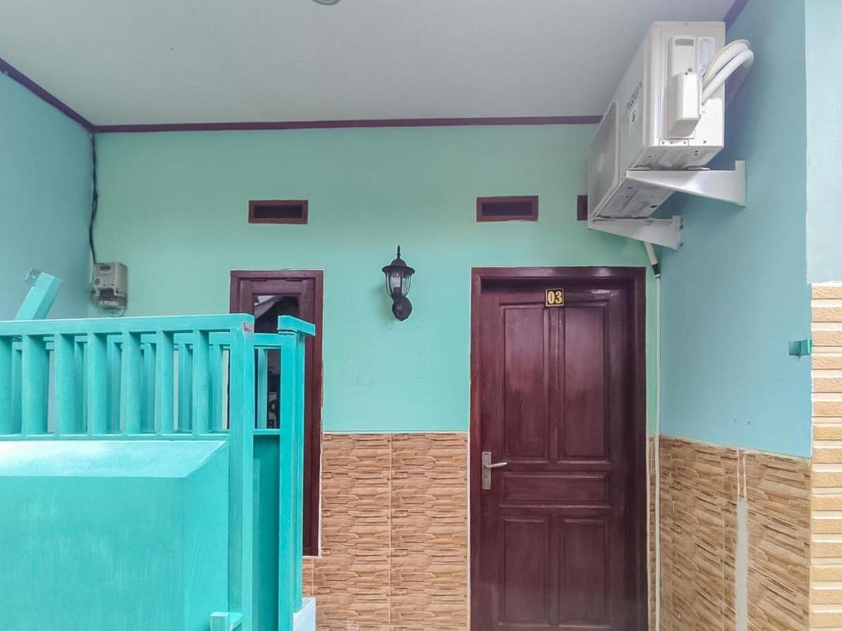 Reddoorz Near Sunrise Mall Mojokerto Exterior foto