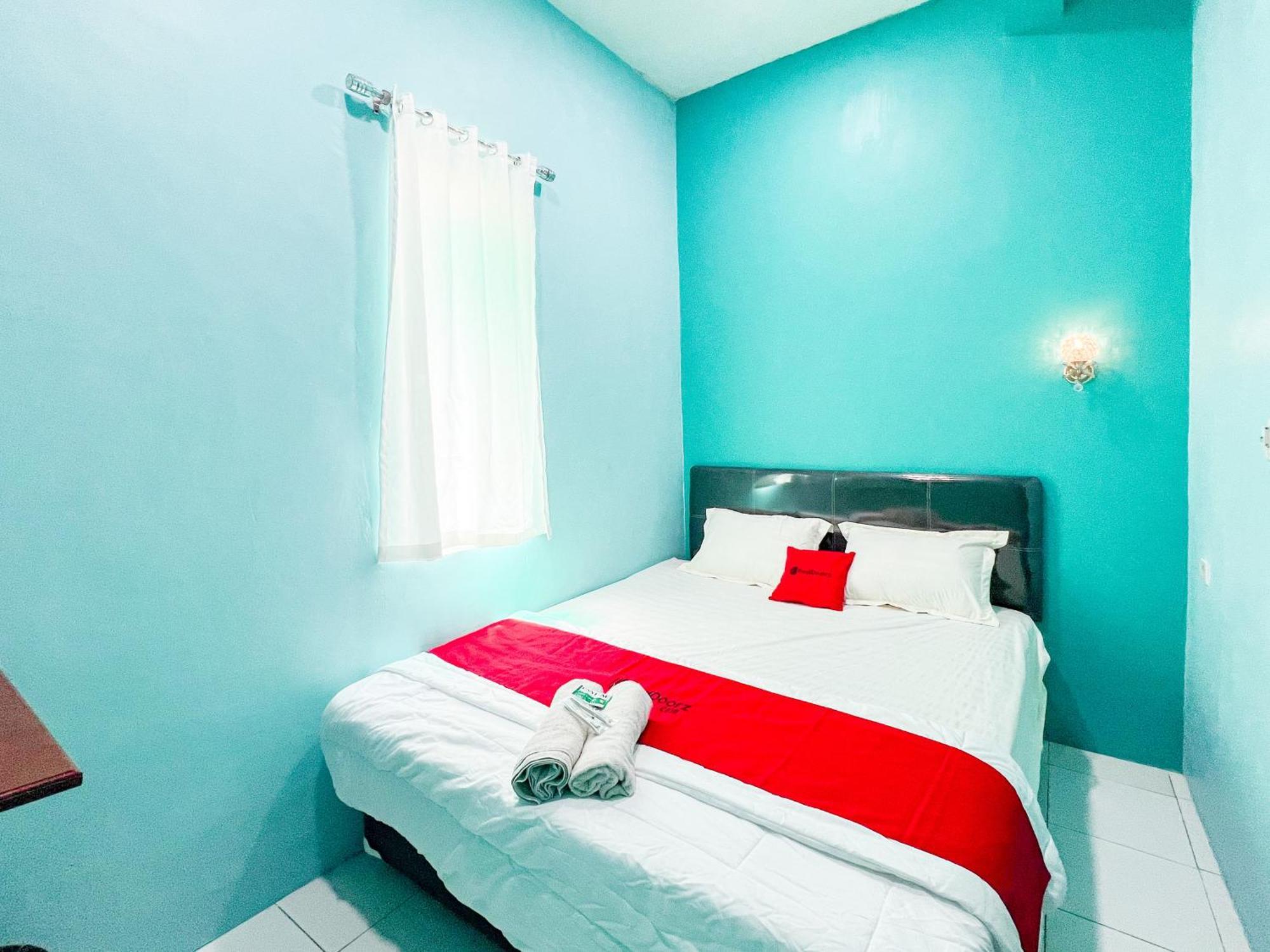 Reddoorz Near Sunrise Mall Mojokerto Exterior foto