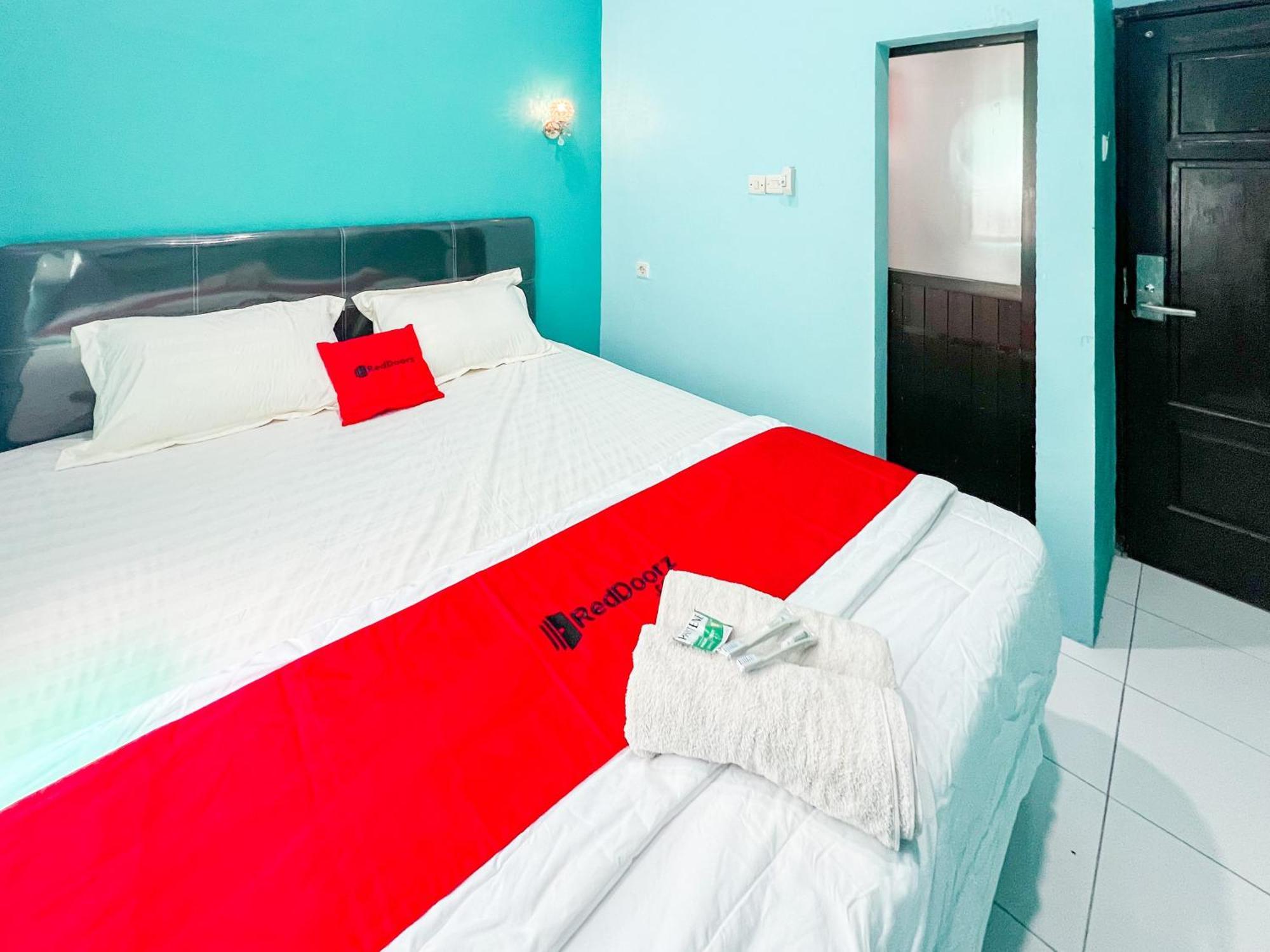 Reddoorz Near Sunrise Mall Mojokerto Exterior foto
