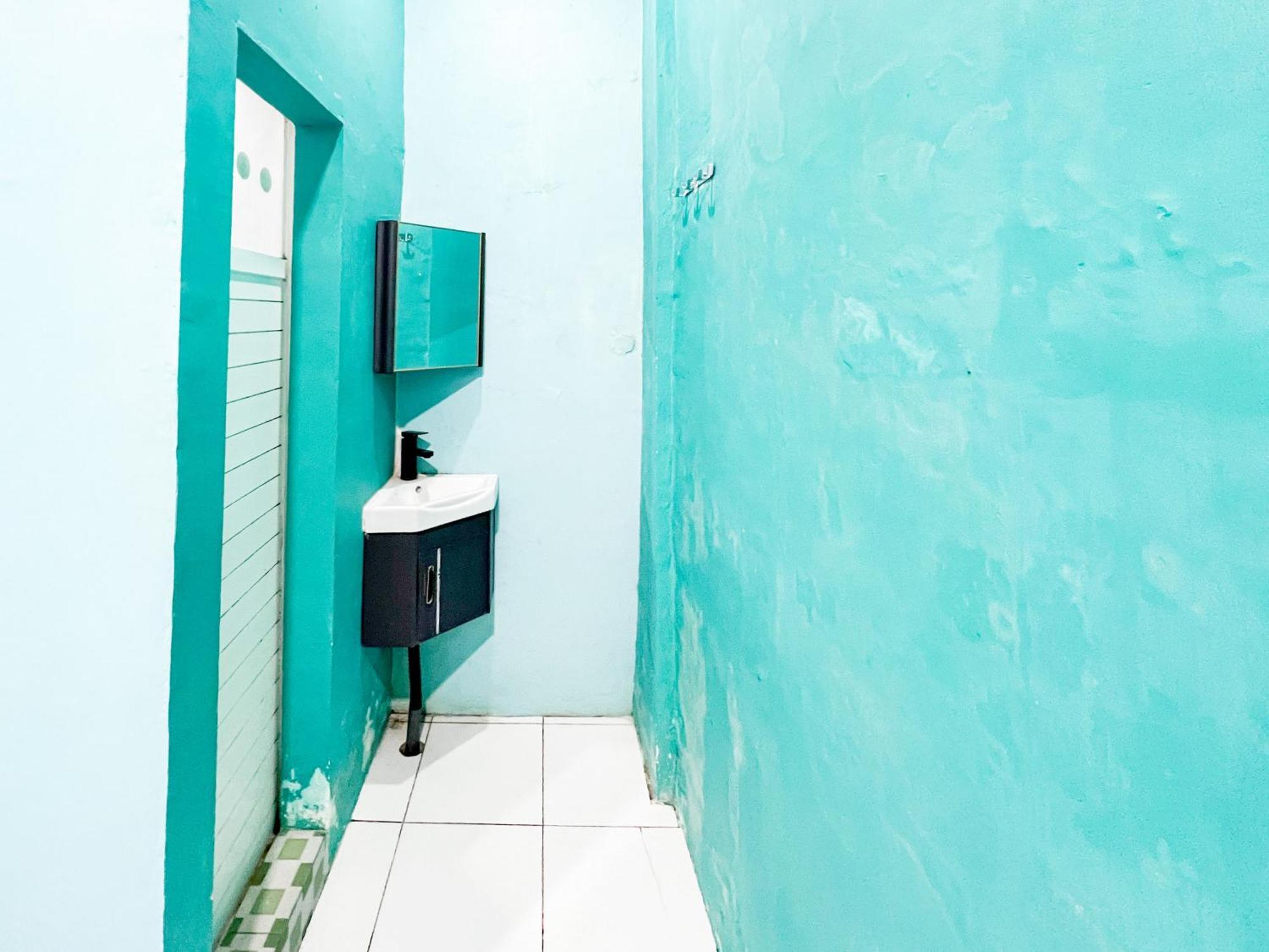 Reddoorz Near Sunrise Mall Mojokerto Exterior foto